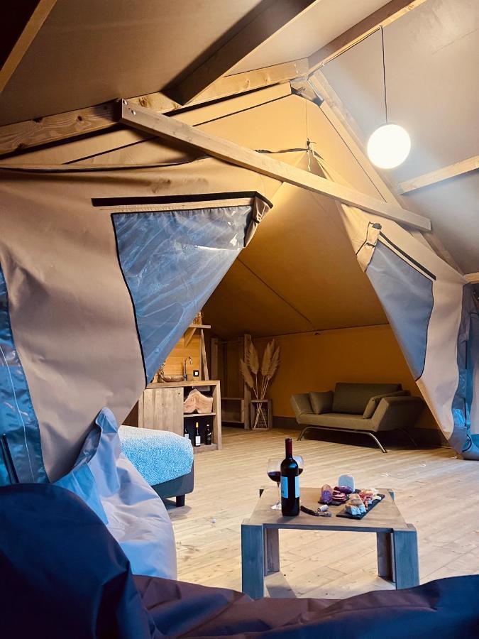 Glamping Grancia Hotel โกรเซตโต ภายนอก รูปภาพ