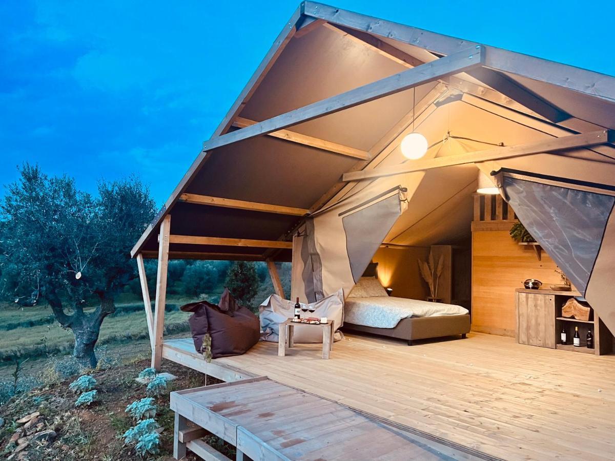 Glamping Grancia Hotel โกรเซตโต ภายนอก รูปภาพ