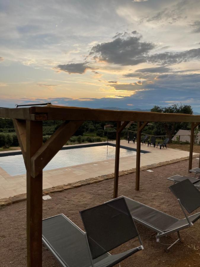 Glamping Grancia Hotel โกรเซตโต ภายนอก รูปภาพ