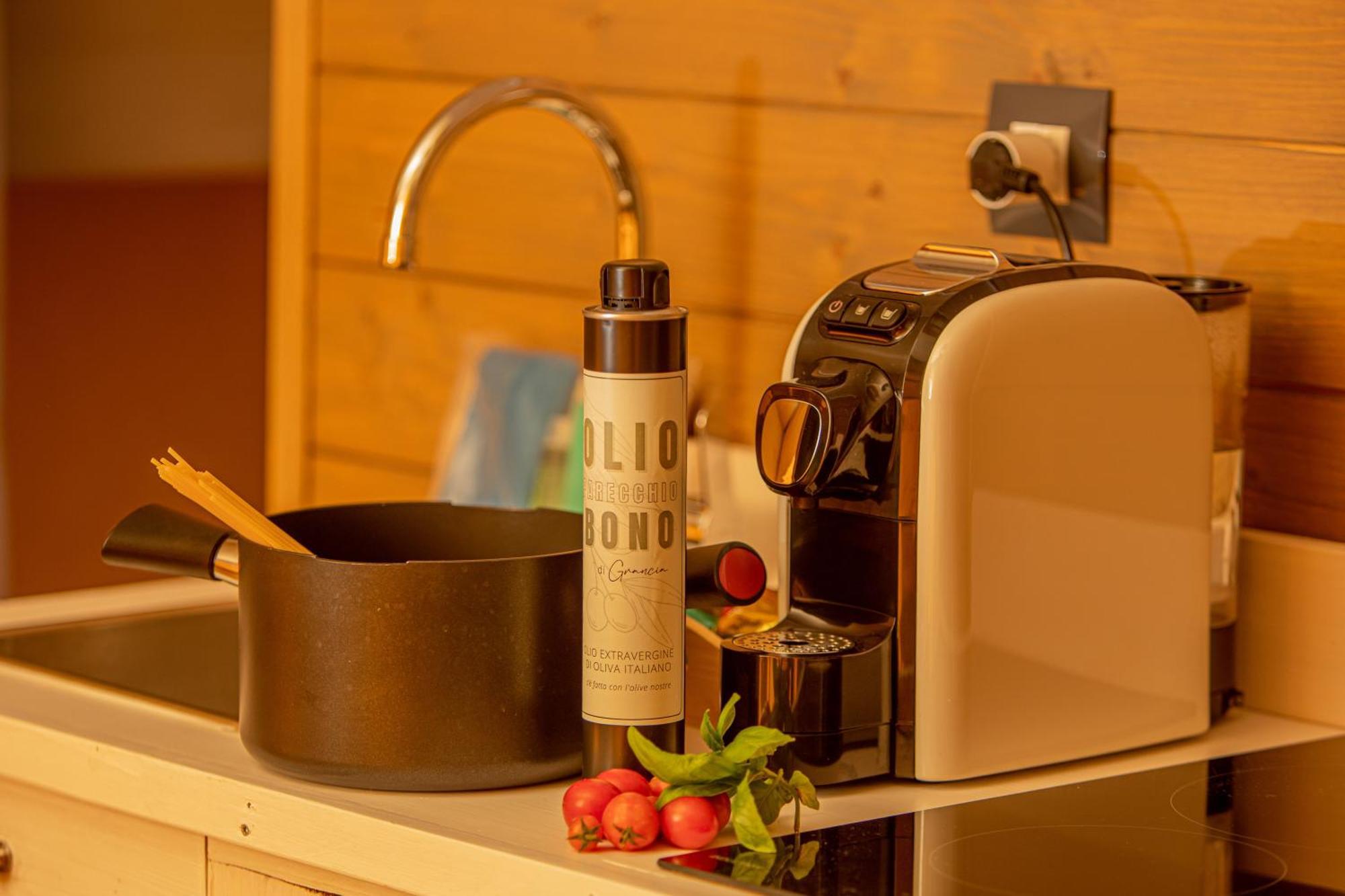 Glamping Grancia Hotel โกรเซตโต ภายนอก รูปภาพ